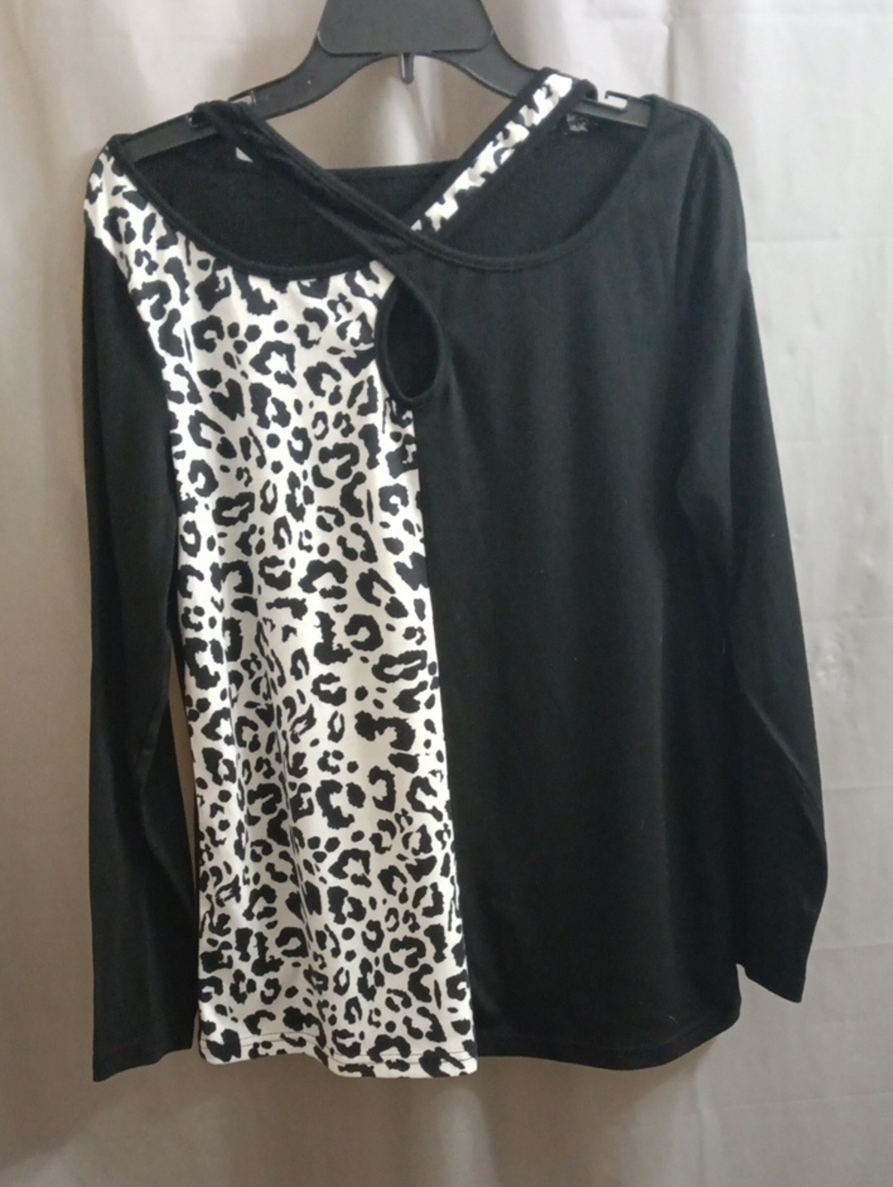 Womens Black & White Leopard Panel Long-Sleeve Top